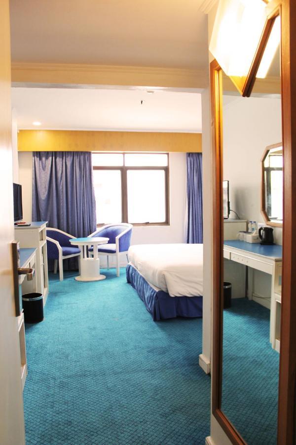 Arnava Hotel Senen Jakarta Exterior foto